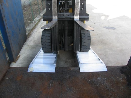 The ramp people container - people,