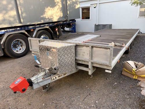 Flat bed tri axle car - tri, trailer