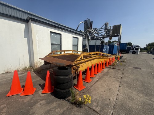 7tonne shipping container - shipping,