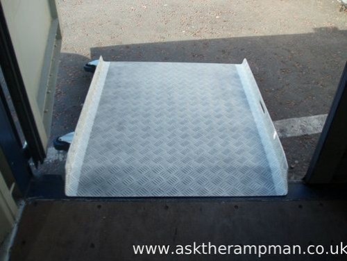 4ft long x3ft - , wide